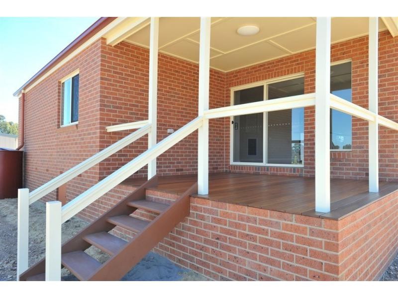 2B Curtain Street, Eaglehawk VIC 3556