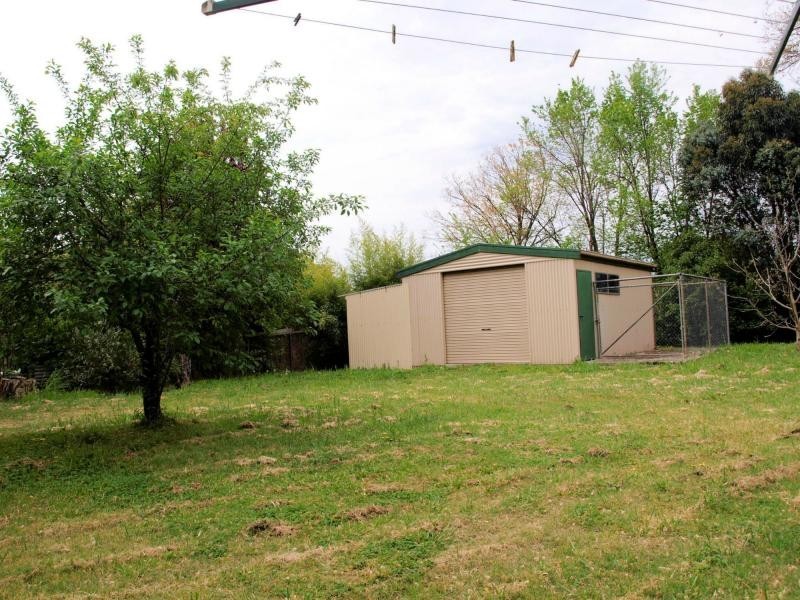 52 Playne Street, Heathcote VIC 3523