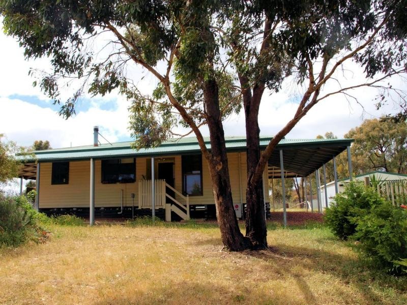 21 Jackas Lane, Heathcote VIC 3523