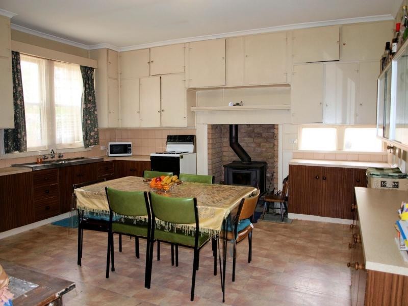 20 Playne Street, Heathcote VIC 3523