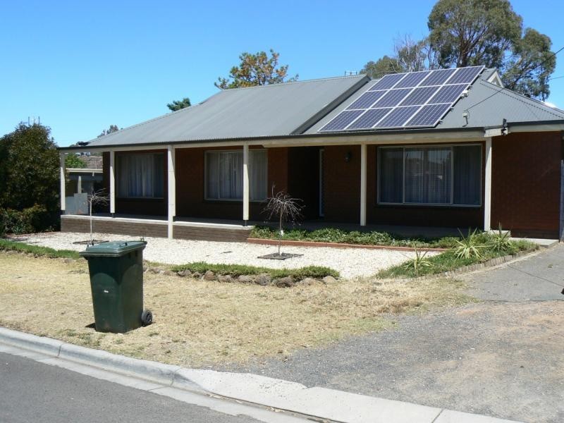 3 Mathrick Street, California Gully VIC 3556