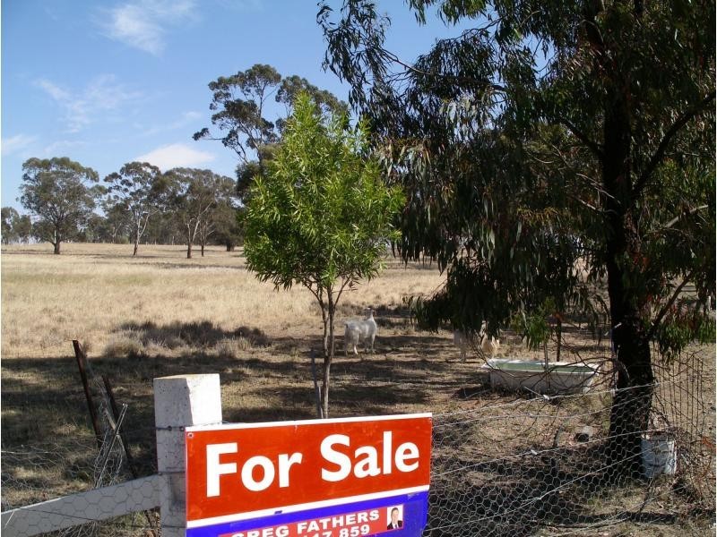 9A Three Chain Road, Sebastian VIC 3556