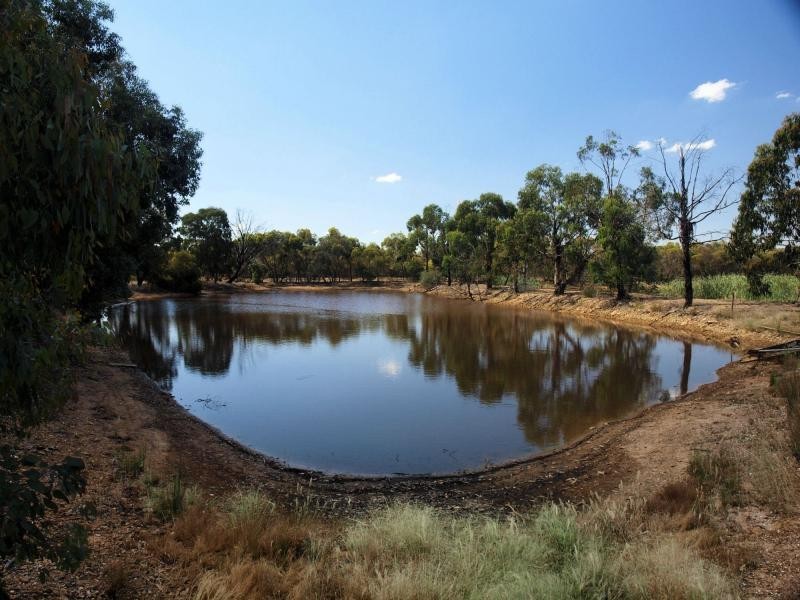 275 Pierces Road, Sebastian VIC 3556