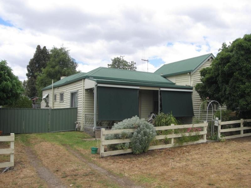 3 Caldwells Road, Eaglehawk VIC 3556