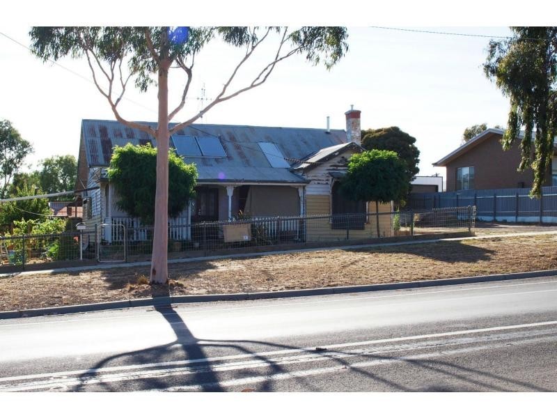 360 Eaglehawk Road, California Gully VIC 3556
