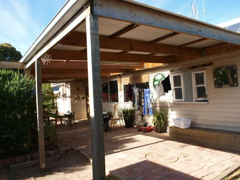 360 Eaglehawk Road, California Gully VIC 3556
