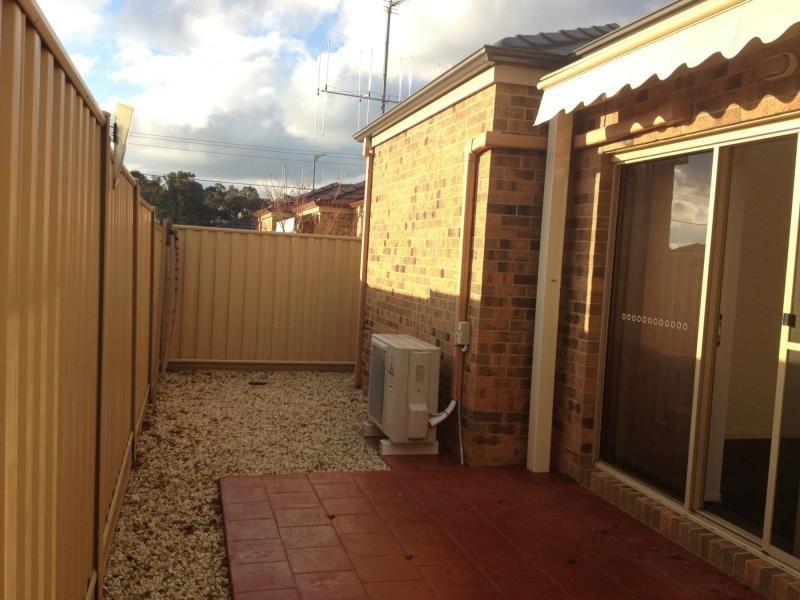 4/6 Friswell Avenue, Flora Hill VIC 3550