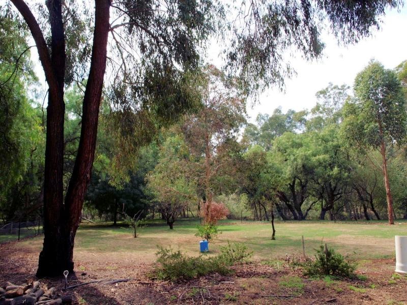 2 Thomas Street, Heathcote VIC 3523