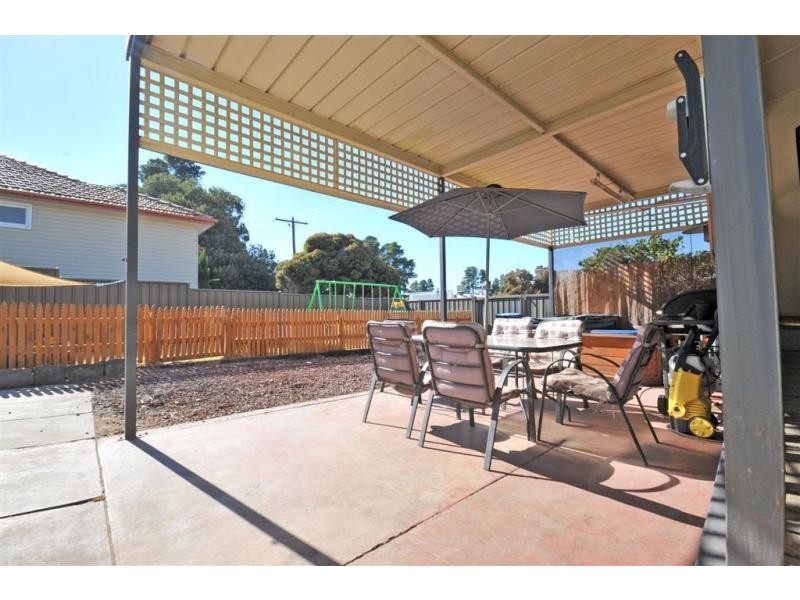 332 Eaglehawk Road, California Gully VIC 3556