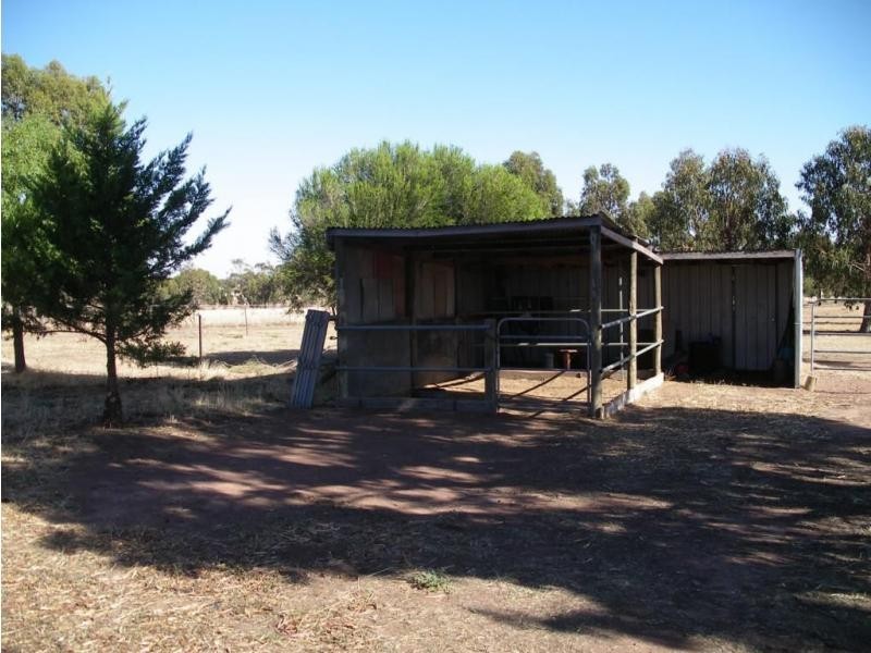 29 McQualters Road, Raywood VIC 3570