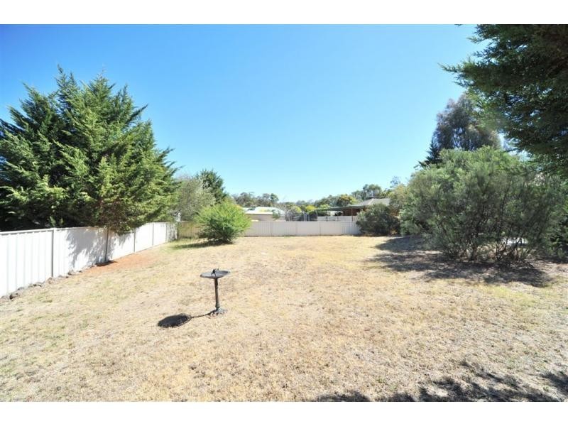 79 Morrison Street, Kangaroo Flat VIC 3555