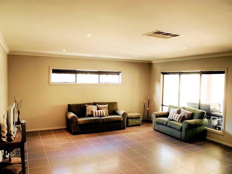 106 Amara Way, Kangaroo Flat VIC 3555