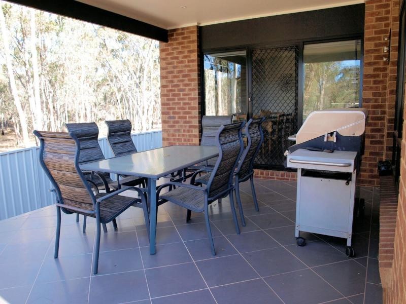106 Amara Way, Kangaroo Flat VIC 3555