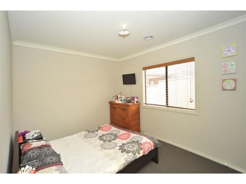 106 Amara Way, Kangaroo Flat VIC 3555