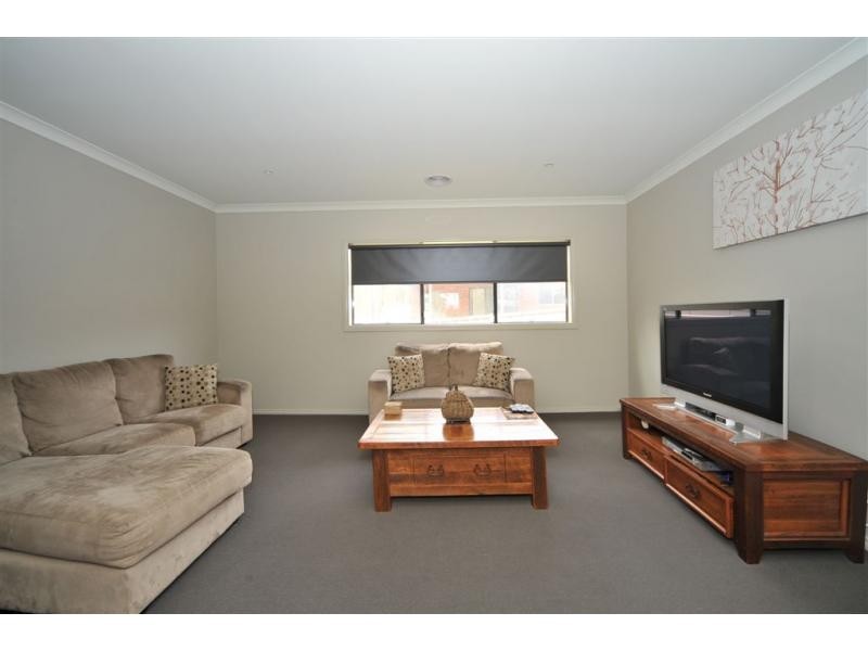 106 Amara Way, Kangaroo Flat VIC 3555