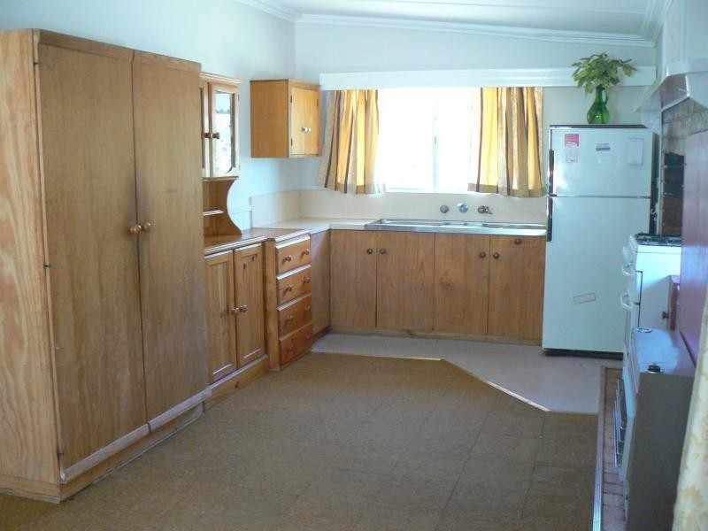 24 Pallett Street, Golden Square VIC 3555