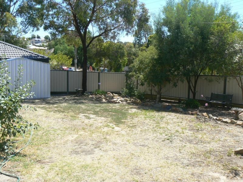 24 Pallett Street, Golden Square VIC 3555
