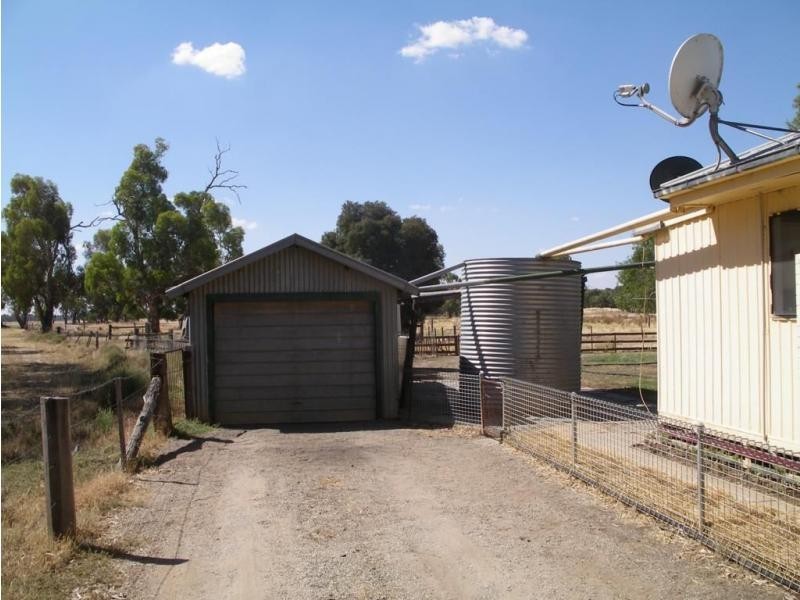 1963 Echuca Serpentine Road, Calivil VIC 3573
