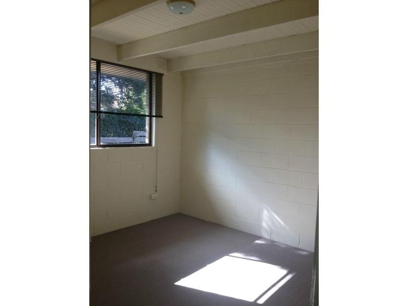 1/64 Specimen Hill Road, Golden Square VIC 3555