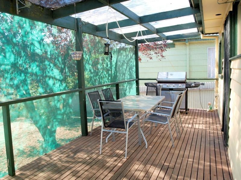24 Archer Street, Kangaroo Flat VIC 3555