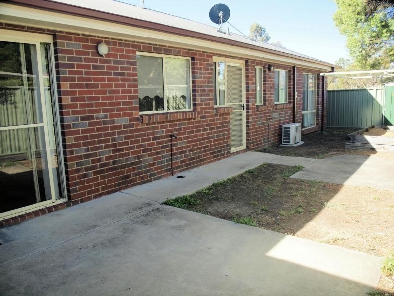 Unit 8/14 Butts Road, Eaglehawk VIC 3556