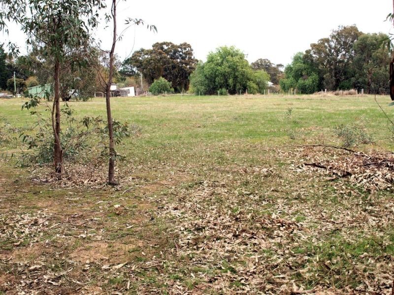 9-11 Armstrong Street, Heathcote VIC 3523