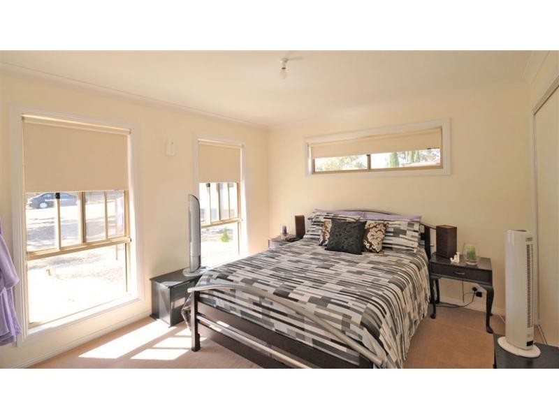 15 Pearce Street, California Gully VIC 3556