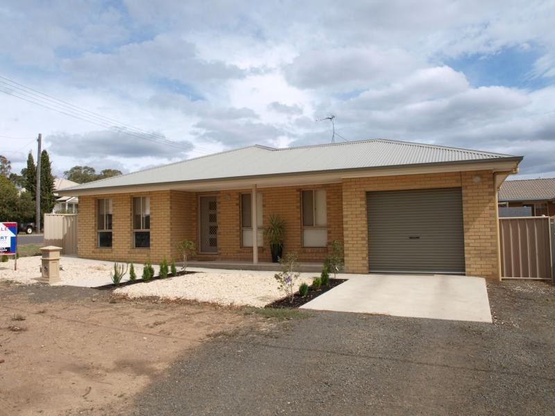 15 Pearce Street, California Gully VIC 3556