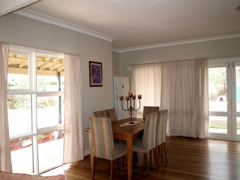 30 Hall Road, Heathcote VIC 3523