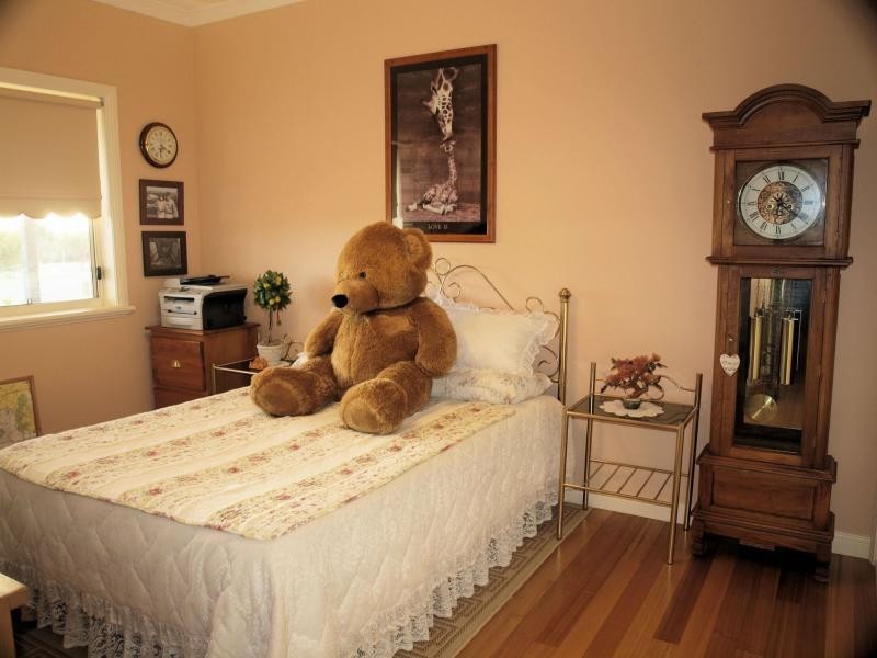 61 Sunrise Crescent, Lockwood South VIC 3551