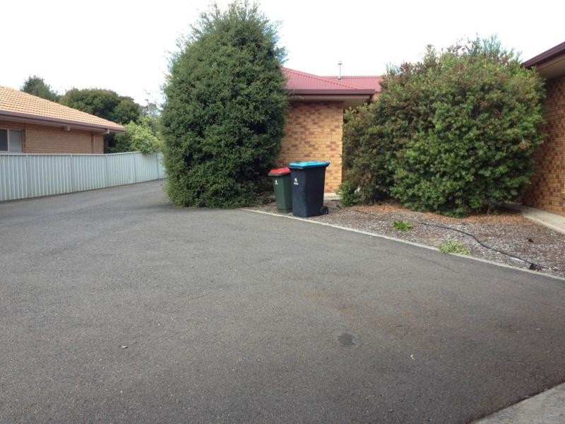 12 Bourke Street, Strathdale VIC 3550