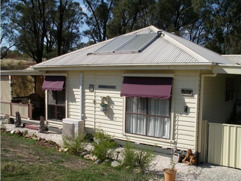 33 Franklin Street, Sailors Gully VIC 3556