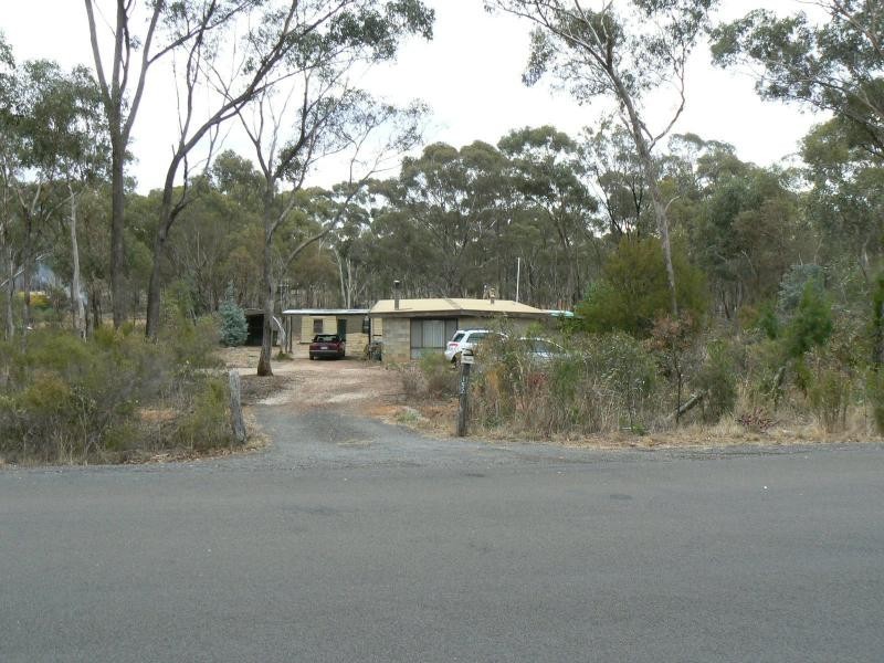 152 McCombs road, Lockwood VIC 3551