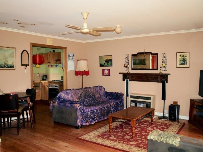 43 Playne Street, Heathcote VIC 3523