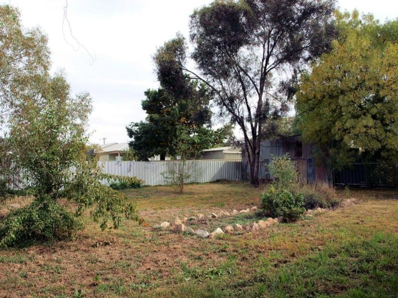 43 Playne Street, Heathcote VIC 3523