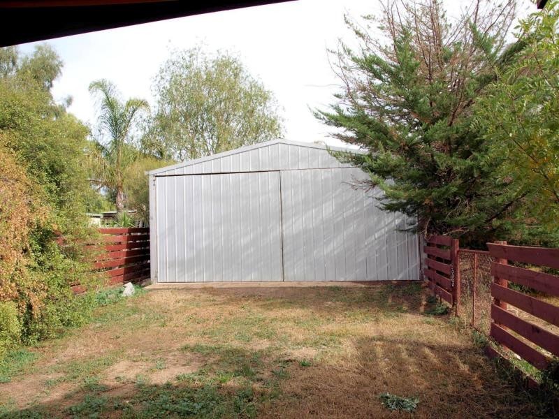 43 Playne Street, Heathcote VIC 3523