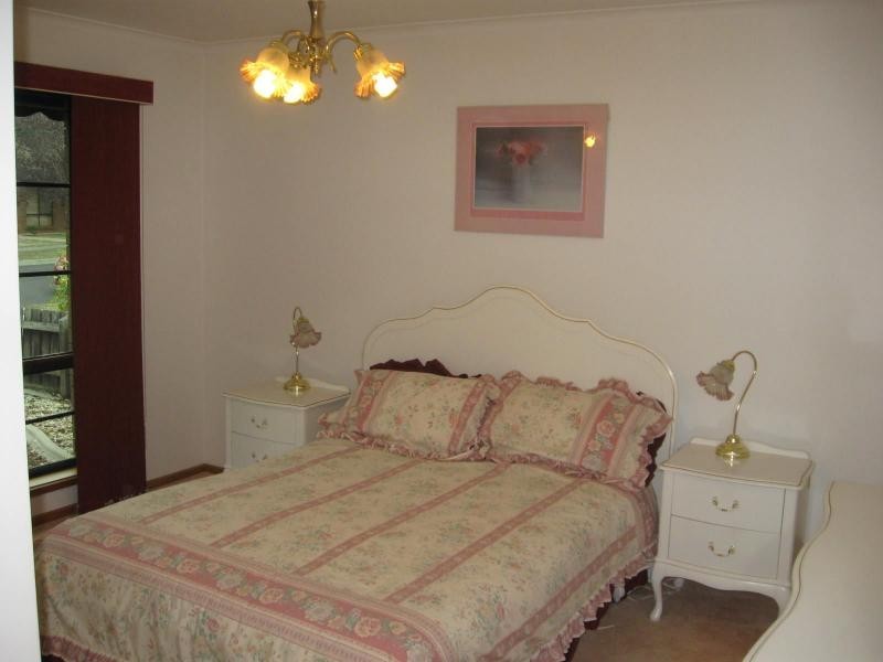 16 Sydenham Avenue, North Bendigo VIC 3550