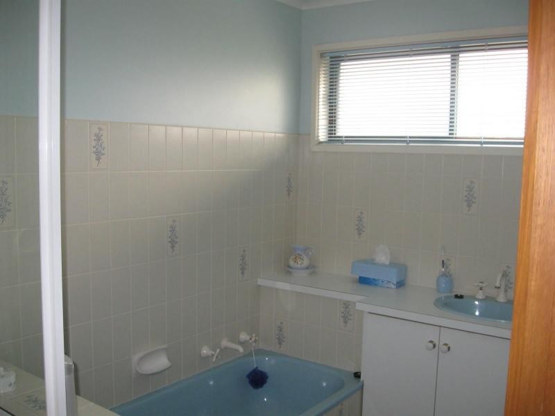 16 Sydenham Avenue, North Bendigo VIC 3550