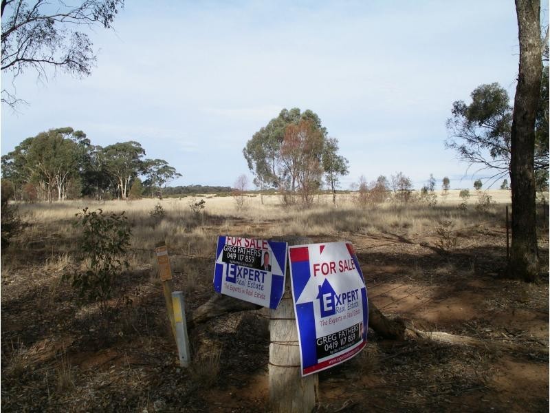 1 Holts Lane, Wedderburn VIC 3518