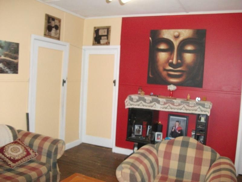 9 Cowslip St, Violet Town VIC 3669