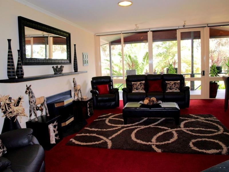 52 Golf Links Lane, Heathcote VIC 3523