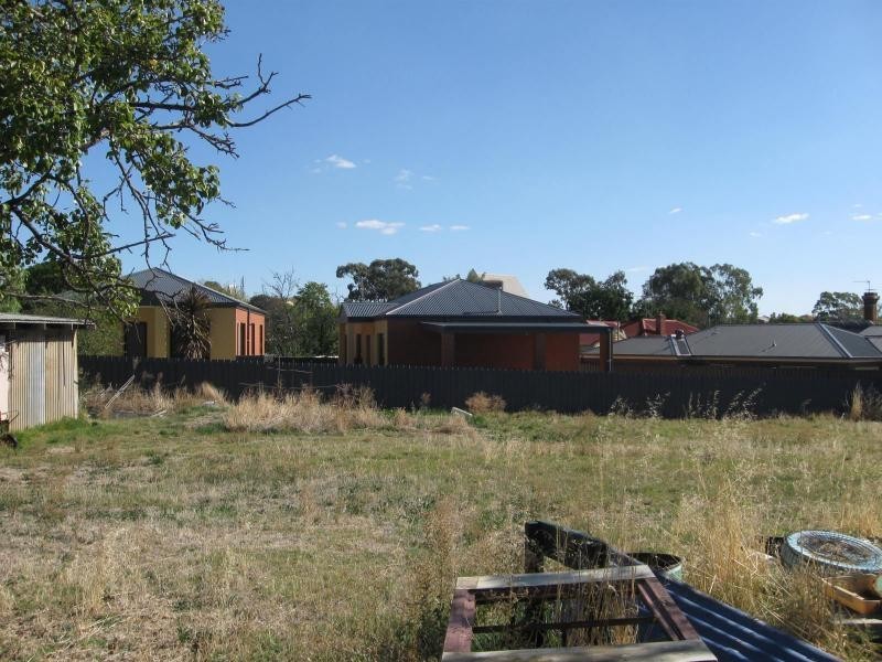 4 Kneebone Street, Eaglehawk VIC 3556