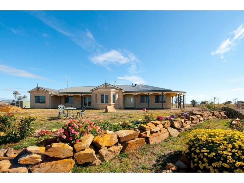 57 Racecourse Road, Redesdale VIC 3444