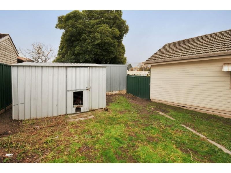 3 Bray Street, Long Gully VIC 3550