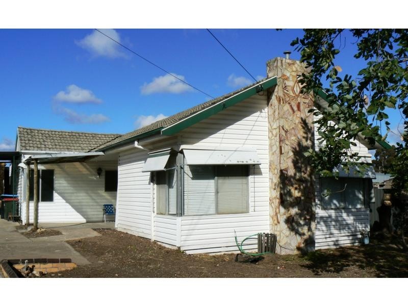 12 Union Street, West Bendigo VIC 3550