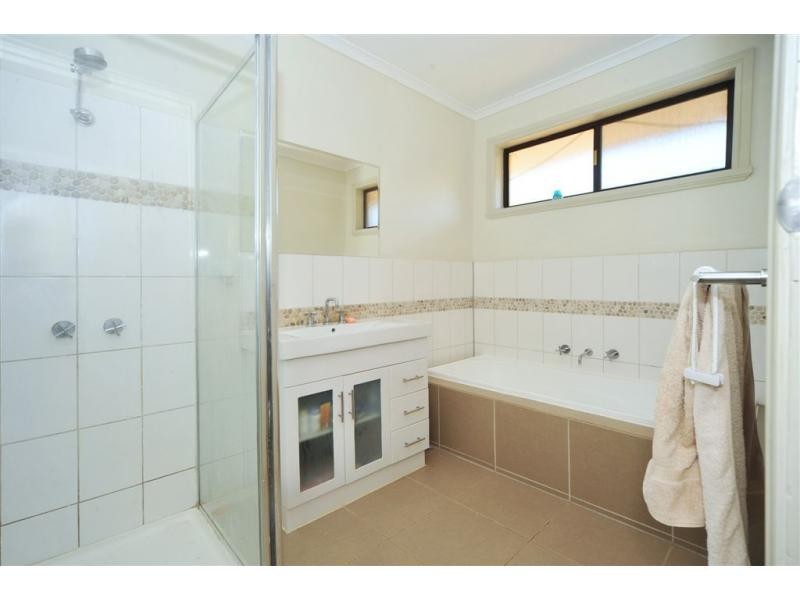 7 Thomas Street, Heathcote VIC 3523