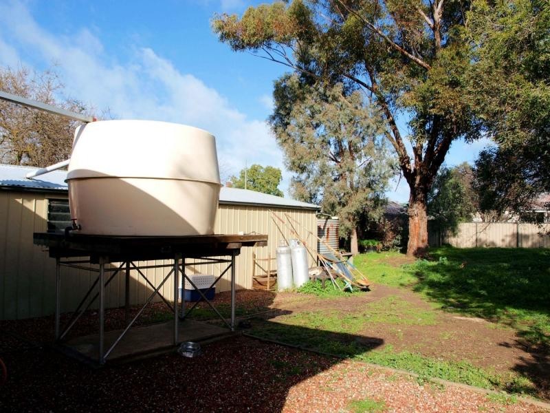 7 Thomas Street, Heathcote VIC 3523