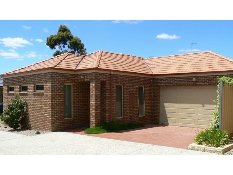 Unit 9 / 6 Friswell Avenue, Flora Hill VIC 3550