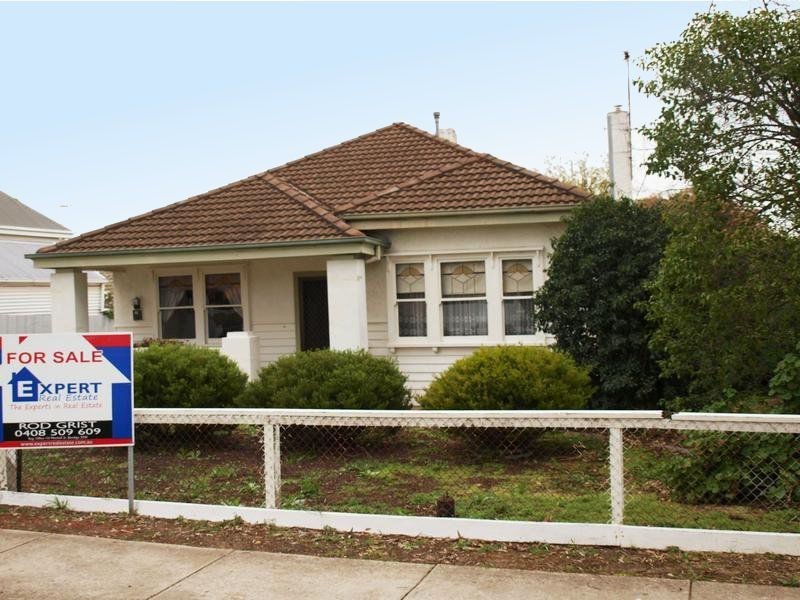 86 Neale Street, Kennington VIC 3550