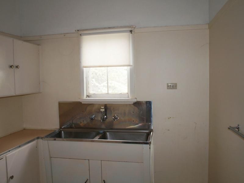 86 Neale Street, Kennington VIC 3550